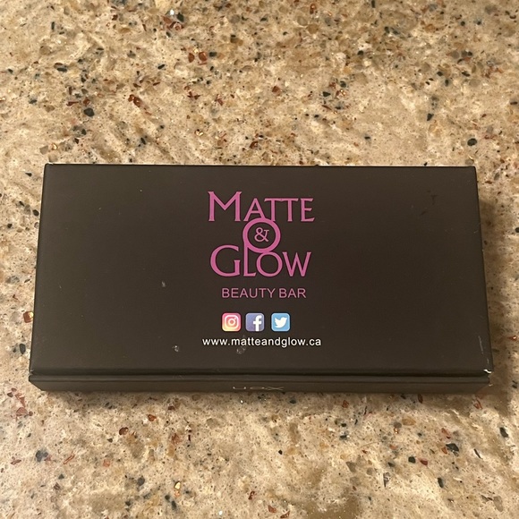 Xen Beauty Lashes - Picture 3 of 4